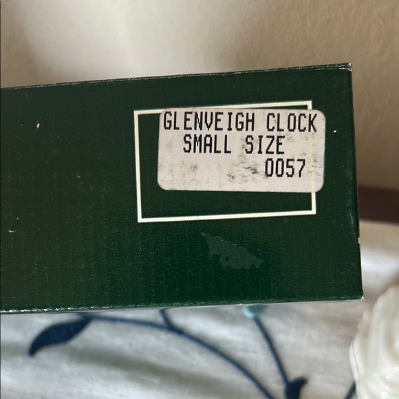 Belleek Classic White and Green Mantel Clock - Picture 3 of 3